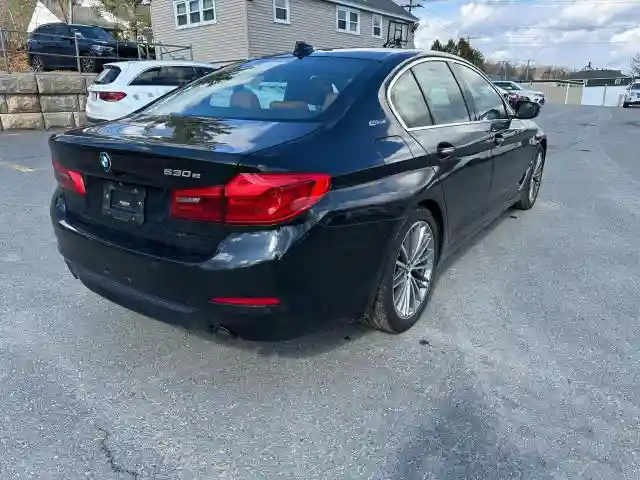 WBAJB1C57JB084929 2018 BMW 5 SERIES-2