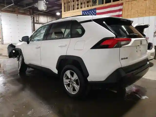 2T3P1RFV1MW197118 2021 TOYOTA RAV4-1