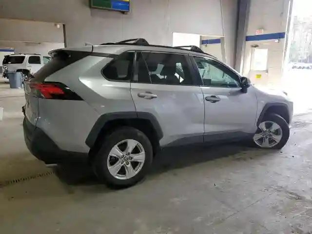 2T3P1RFV5MC213502 2021 TOYOTA RAV4-2