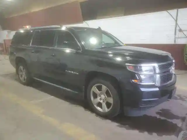 1GNSKHKC4GR469498 2016 CHEVROLET SUBURBAN-3