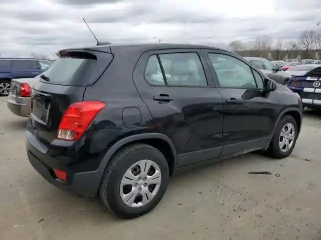 3GNCJKSBXHL187502 2017 CHEVROLET TRAX-2