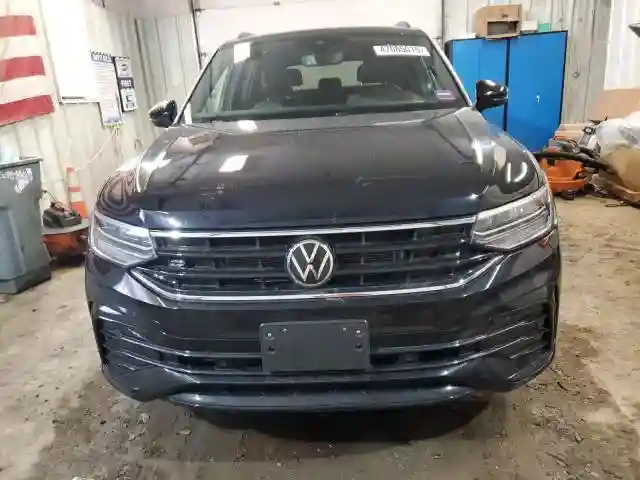 3VV8B7AX8NM102055 2022 VOLKSWAGEN TIGUAN-4