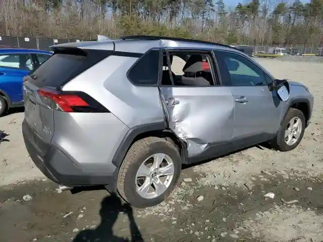 4T3R6RFV3MU024601 2021 TOYOTA RAV4-2