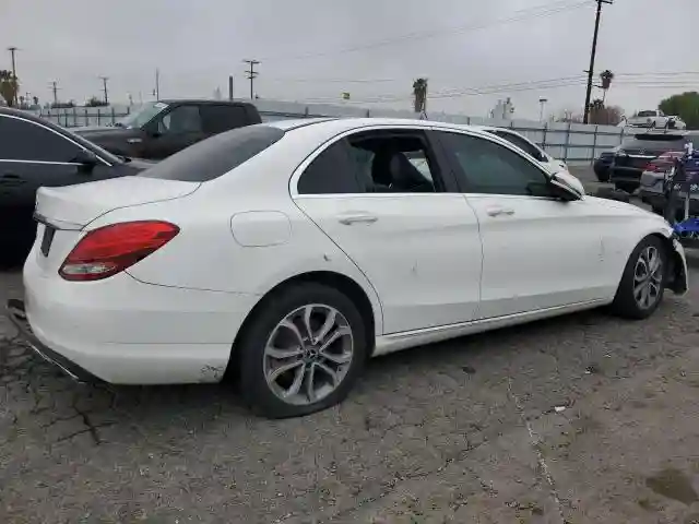 55SWF4JBXJU239797 2018 MERCEDES-BENZ C-CLASS-2