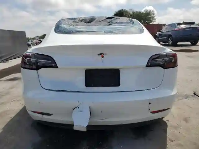5YJ3E1EA3LF632180 2020 TESLA MODEL 3-5