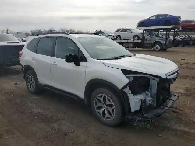 JF2SKAFC5MH436572 2021 SUBARU FORESTER-3