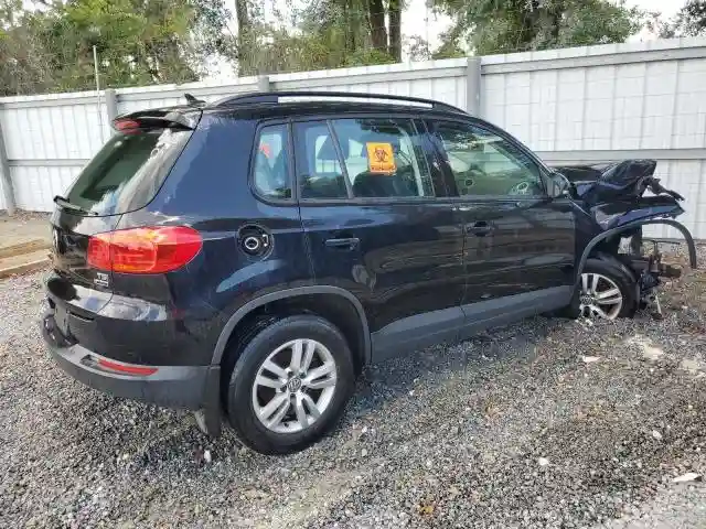 WVGBV7AXXHK035526 2017 VOLKSWAGEN TIGUAN-2