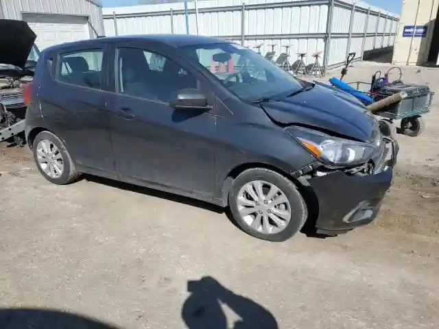 KL8CD6SA8JC458999 2018 CHEVROLET SPARK-3
