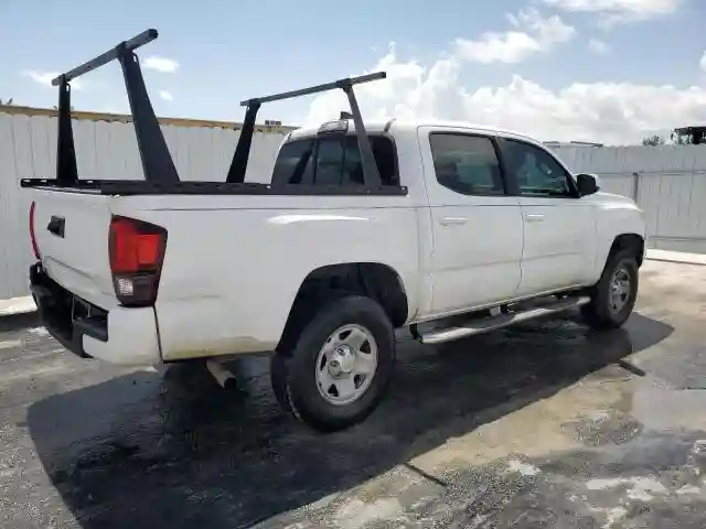 5TFAX5GN7JX123348 2018 TOYOTA TACOMA-2