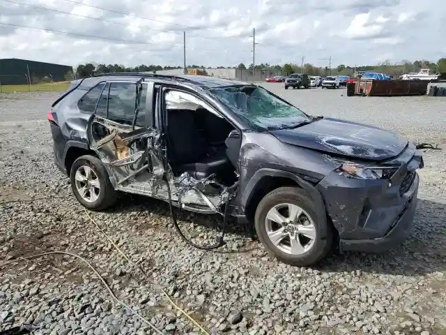 2T3P1RFV4MC232431 2021 TOYOTA RAV4-3