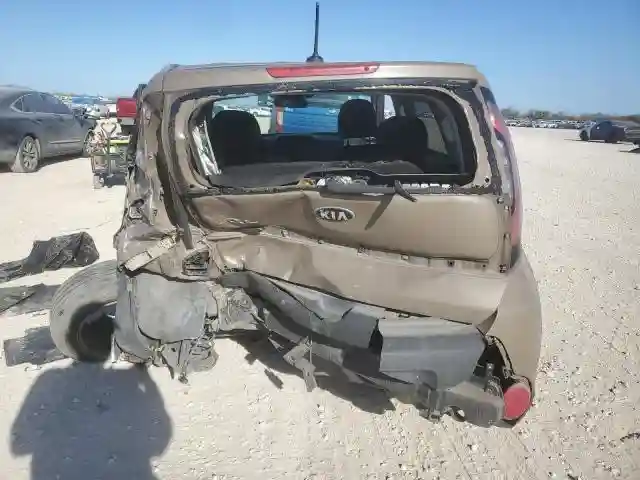 KNDJN2A21G7292325 2016 KIA SOUL-5