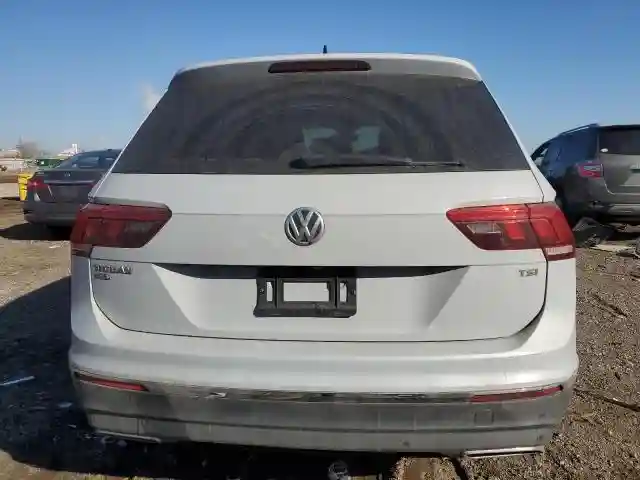 3VV5B7AX9JM222542 2018 VOLKSWAGEN TIGUAN-5