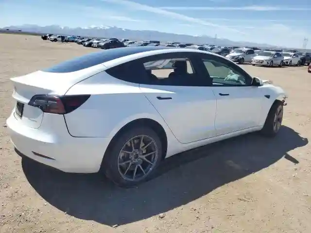 5YJ3E1EBXNF328856 2022 TESLA MODEL 3-2