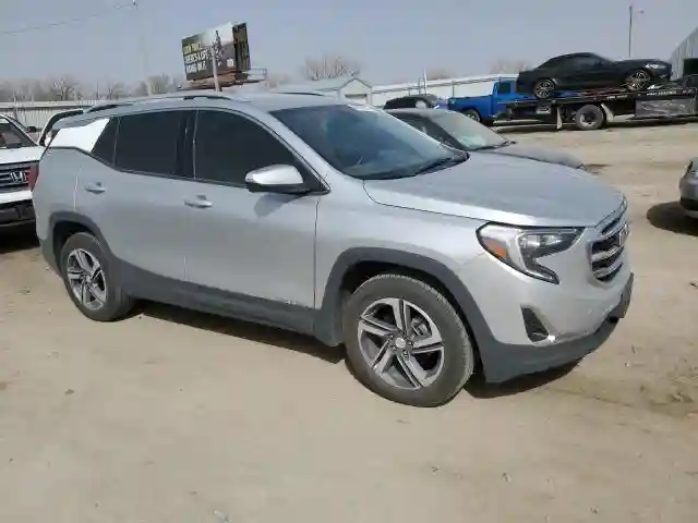3GKALVEV1JL366975 2018 GMC TERRAIN-3