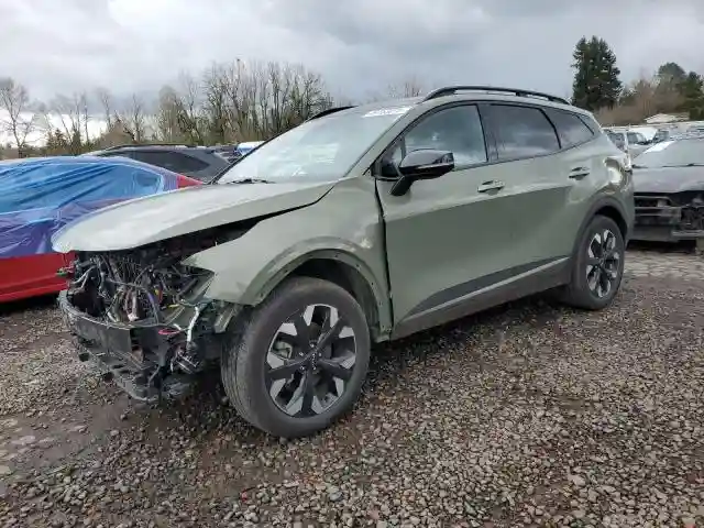 KNDPYDAH5P7048985 2023 KIA SPORTAGE X-0