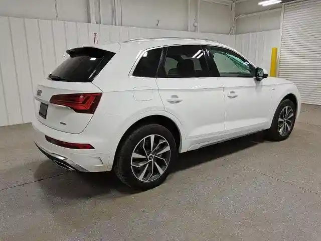 WA1EAAFY4P2124495 2023 AUDI Q5-2