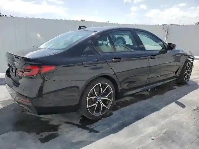WBA33AG01PCL93934 2023 BMW 5 SERIES-2
