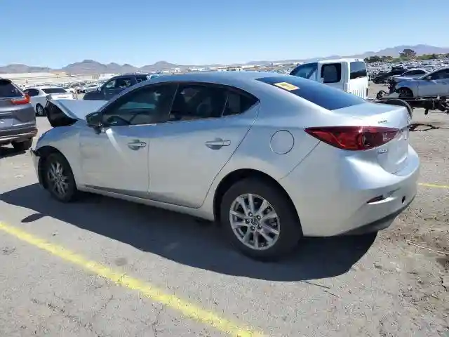 3MZBN1U70JM234321 2018 MAZDA 3-1