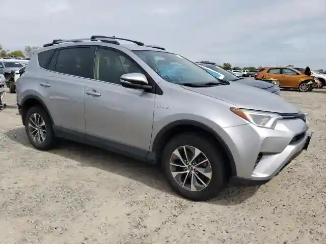 JTMRJREV2JD249228 2018 TOYOTA RAV4-3