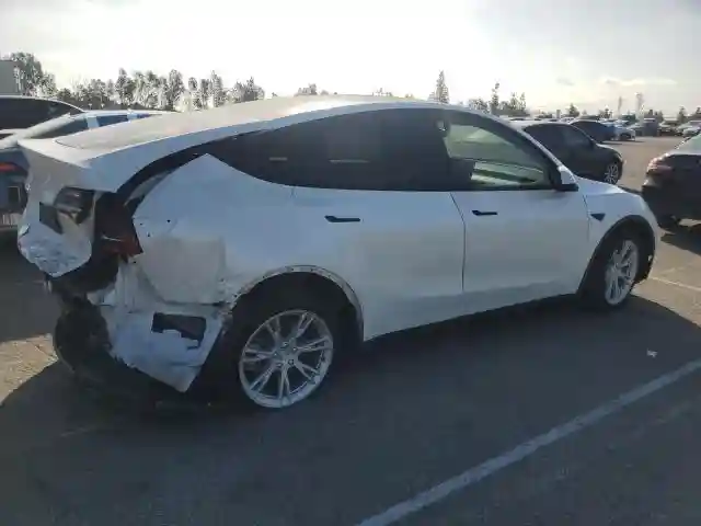 5YJYGDEE4MF204219 2021 TESLA MODEL Y-2