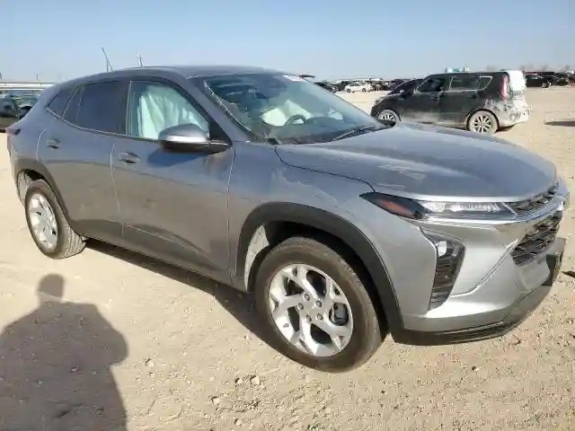 KL77LFEP1SC103733 2025 CHEVROLET TRAX-3