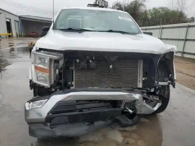 1FTNF1C53NKE12314 2022 FORD ALL MODELS-4