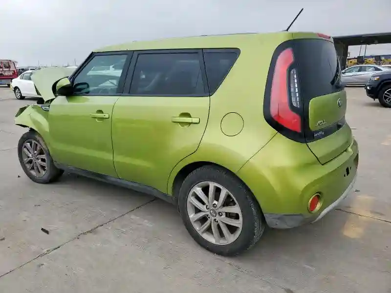 KNDJP3A55J7891701 2018 KIA SOUL-1