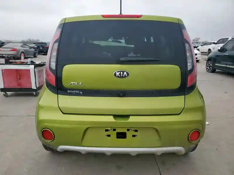 KNDJP3A55J7891701 2018 KIA SOUL-5