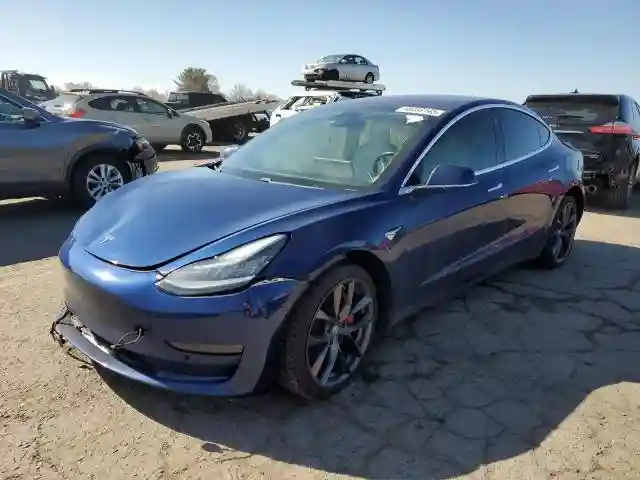 5YJ3E1EB7JF055708 2018 TESLA MODEL 3-0