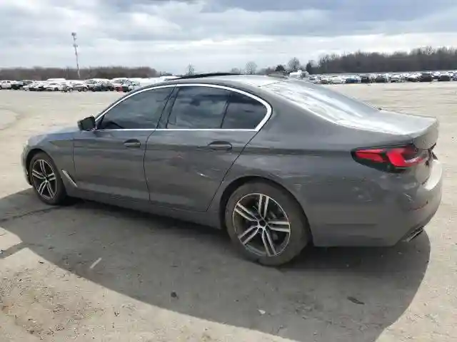 WBA13BJ0XNWX56782 2022 BMW 5 SERIES-1