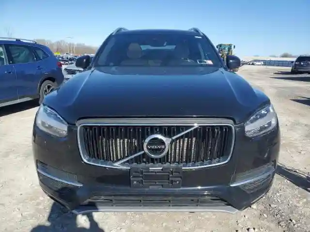 YV4A22PK0J1333146 2018 VOLVO XC90-4