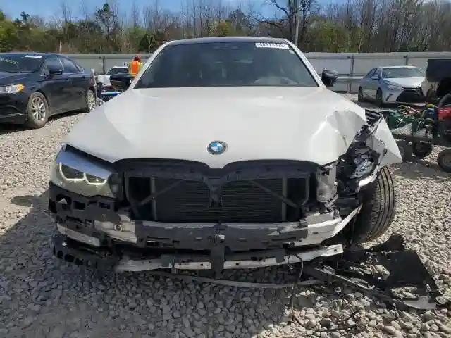 WBAJE7C55JWA04064 2018 BMW 5 SERIES-4