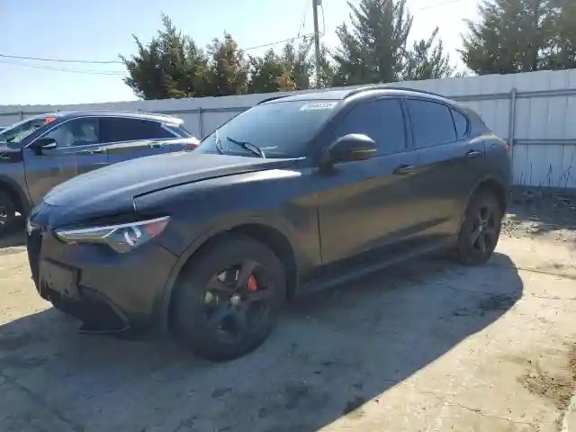 ZASPAKANXM7D09982 2021 ALFA ROMEO STELVIO-0
