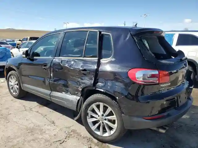 WVGBV7AX7JK003235 2018 VOLKSWAGEN TIGUAN LIM-1