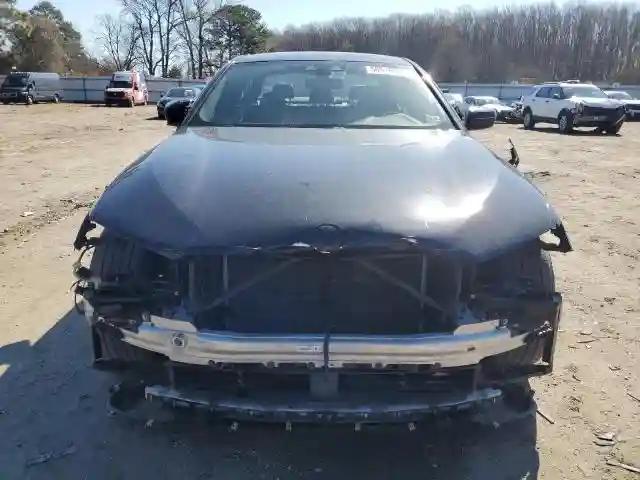 WBAJA5C57KWW09248 2019 BMW 5 SERIES-4