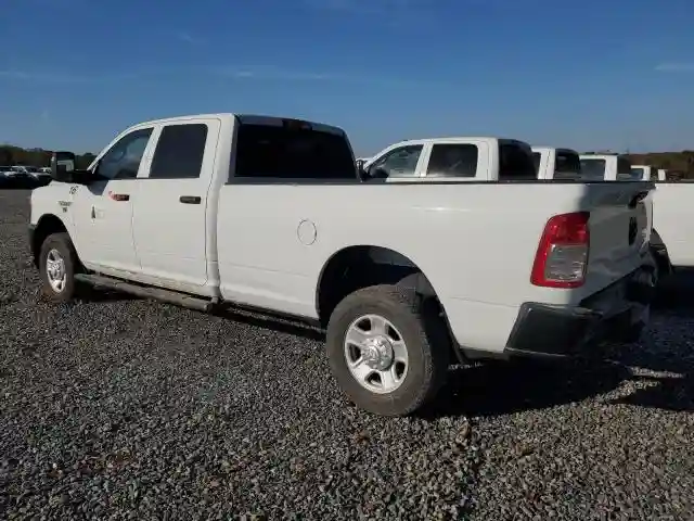 3C63R3GJ2RG242517 2024 RAM 3500-1