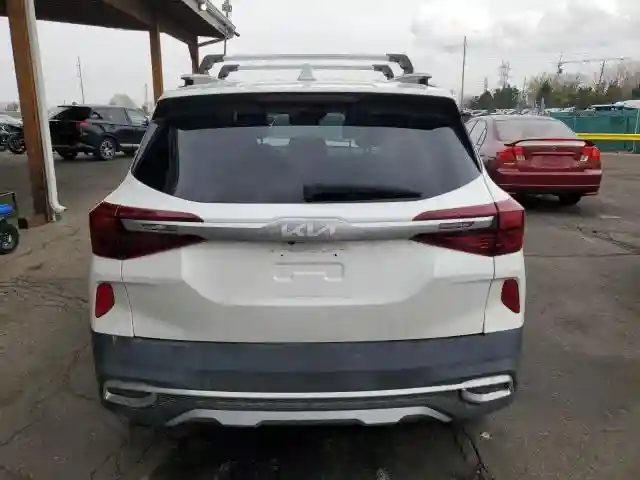 KNDEUCAAXP7401608 2023 KIA SELTOS-5
