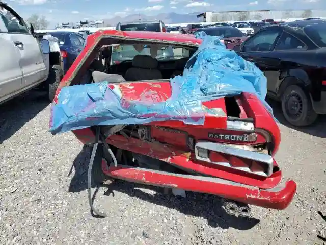 HLB210182806 1976 NISSAN 720-5