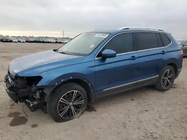 3VV3B7AX5KM052687 2019 VOLKSWAGEN TIGUAN-0