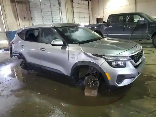 KNDEPCAA2M7180279 2021 KIA SELTOS-3