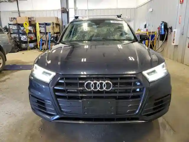WA1BNAFY3K2112628 2019 AUDI Q5-4