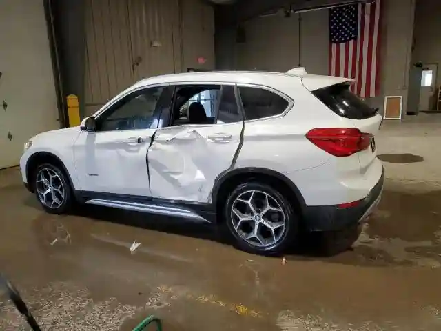 WBXHT3C3XH5F72182 2017 BMW X1-1
