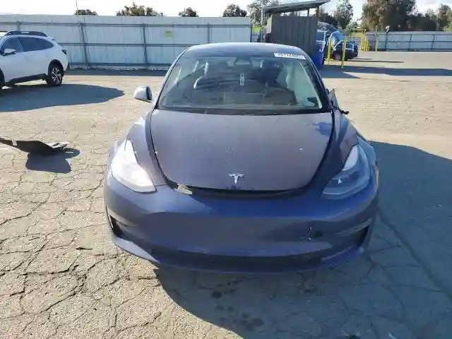 5YJ3E1EB1NF125564 2022 TESLA MODEL 3-4