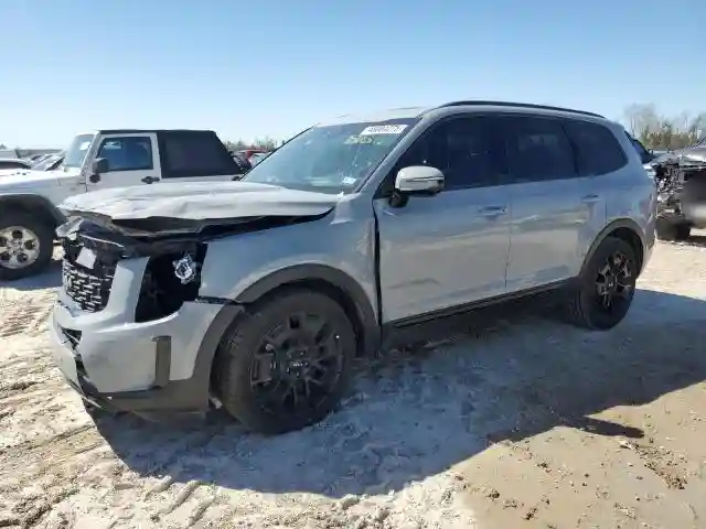 5XYP5DHC9NG289256 2022 KIA TELLURIDE-0