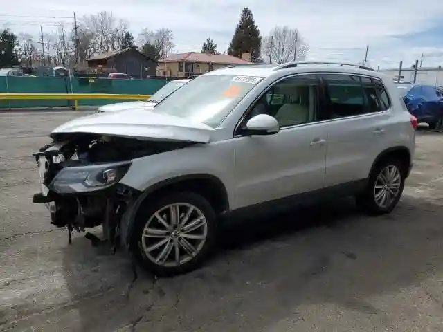 WVGBV7AX9GW586554 2016 VOLKSWAGEN TIGUAN-0