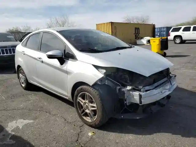 3FADP4BJ3JM110152 2018 FORD FIESTA-3