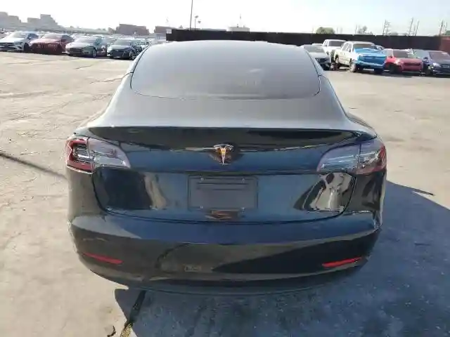 5YJ3E1EA6PF546643 2023 TESLA MODEL 3-5