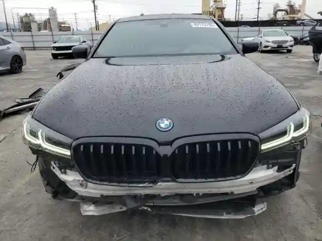 WBA13AG05PCM28742 2023 BMW 5 SERIES-4