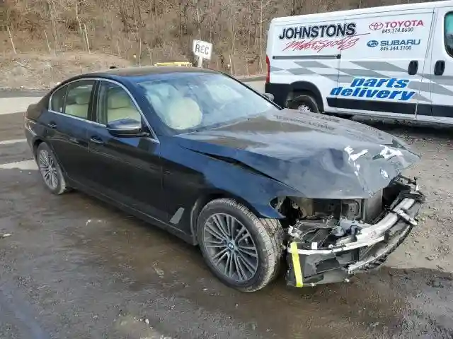 WBAJA7C59JWC74961 2018 BMW 5 SERIES-3