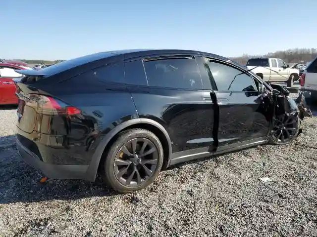 7SAXCBE54NF327096 2022 TESLA MODEL X-2